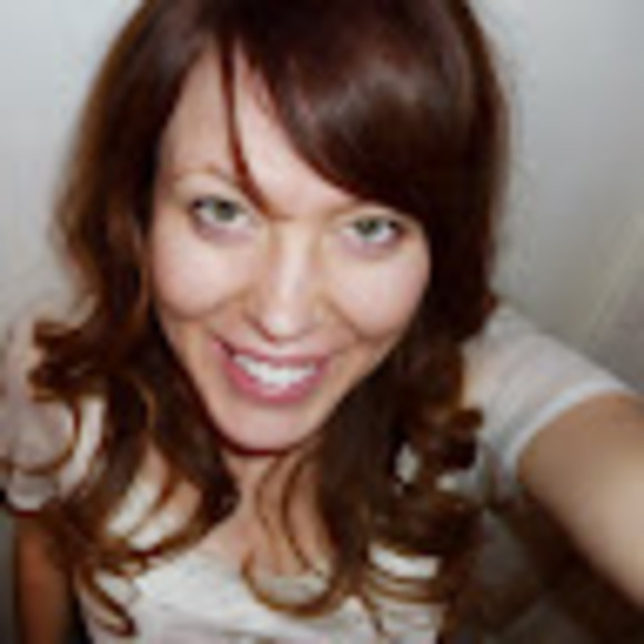 Meet your Posher, Ruth - Picture 1 of 1